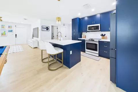 Kitchen - 6784 3rd St, Jupiter, FL 33458 photo 2 of 15