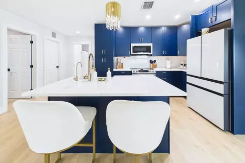 Kitchen - 6784 3rd St, Jupiter, FL 33458 photo 4 of 15