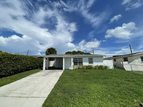 1104 W 24th St, Riviera Beach, FL 33404