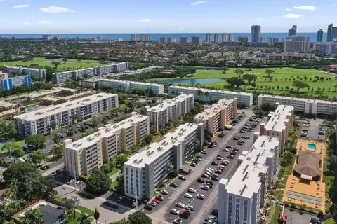 610 NE 12th Ave #306, Hallandale Beach, FL 33009