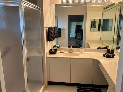 Bath - 7608 Red Ruby Dr, Delray Beach, FL 33446 photo 2 of 6