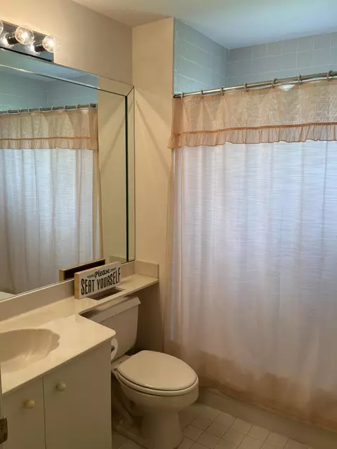 Bath - 7608 Red Ruby Dr, Delray Beach, FL 33446 photo 1 of 6
