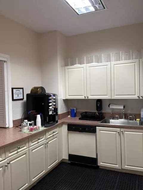 Kitchen - 7608 Red Ruby Dr, Delray Beach, FL 33446 photo 3 of 3