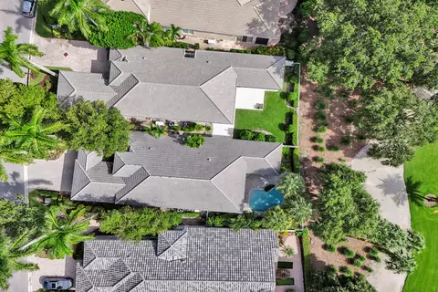16106 Villa Vizcaya Pl, Delray Beach, FL 33446