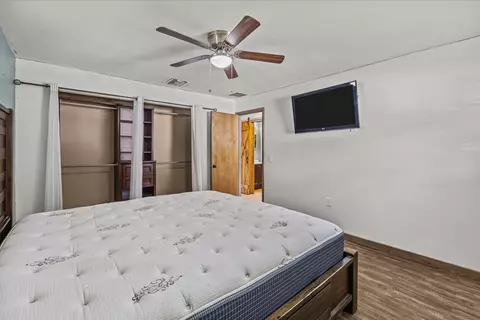Bedroom - 3031 NW 2nd St, Okeechobee, FL 34972 photo 2 of 5
