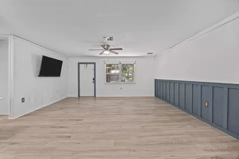 Living - 3031 NW 2nd St, Okeechobee, FL 34972 photo 4 of 4