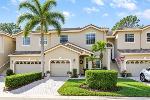 7024 Torrey Pines Cir, Port Saint Lucie, FL 34986