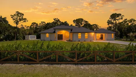 18220 90th St N, The Acreage, FL 33470