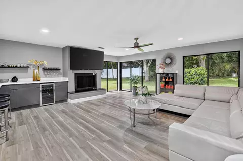 2834 Deer Creek Kelly Brooke Ln, Deerfield Beach, FL 33442