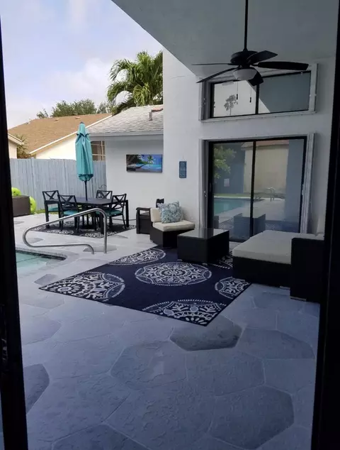 21035 Rustlewood Ave, Boca Raton, FL 33428