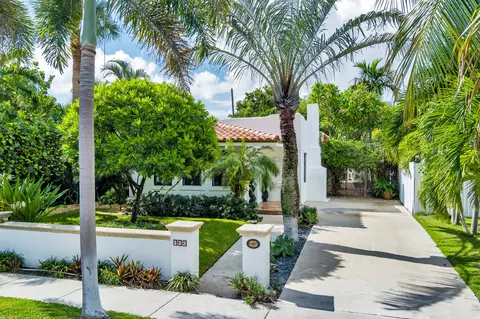 332 Pilgrim Rd, West Palm Beach, FL 33405
