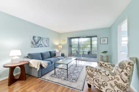 2901 E Sunrise Lakes Dr E #310, Sunrise, FL 33322