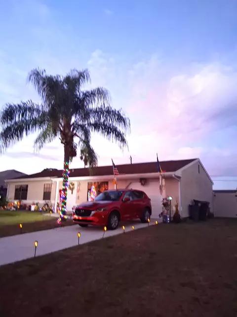 621 SW Stillman Ave, Port Saint Lucie, FL 34953