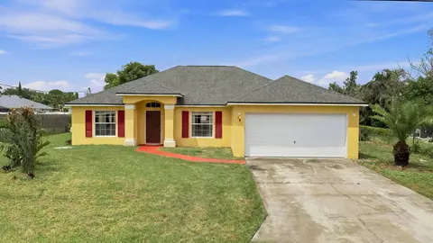 491 SW Namoit Pl, Port Saint Lucie, FL 34953