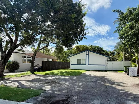 650 NE 15th St #A - B, Fort Lauderdale, FL 33304