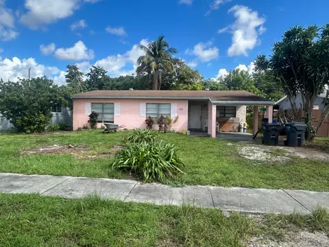 6831 Scott St, Hollywood, FL 33024