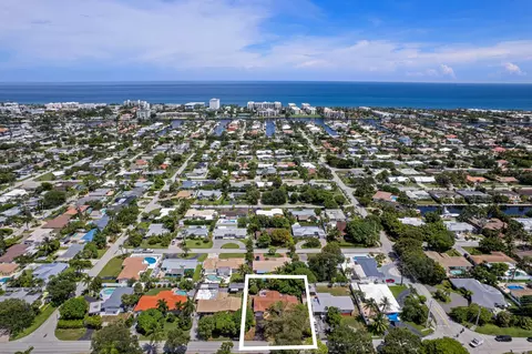 916 SE 12th Ave, Deerfield Beach, FL 33441