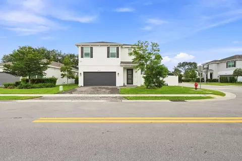 4514 Catalina Way, Greenacres, FL 33463