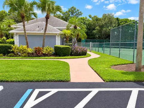 Exterior - 3254 SE Aster Ln #J239, Stuart, FL 34994 photo 4 of 7