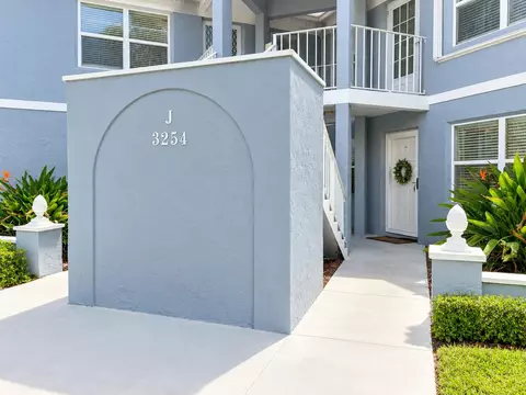 Exterior - 3254 SE Aster Ln #J239, Stuart, FL 34994 photo 2 of 7