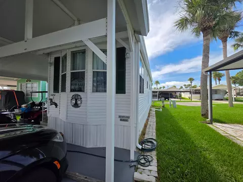 Exterior - 6494 SE 55th St, Okeechobee, FL 34974 photo 2 of 7