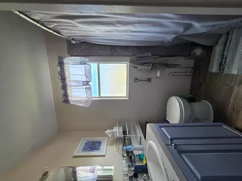 Bath - 6494 SE 55th St, Okeechobee, FL 34974 photo 1 of 3