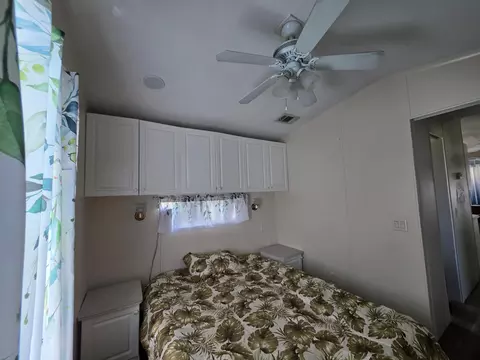 Bedroom - 6494 SE 55th St, Okeechobee, FL 34974 photo 2 of 2