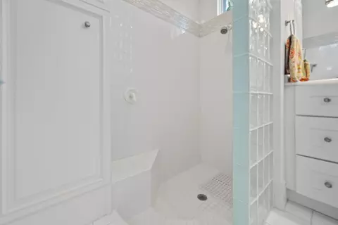 Bath - 116 Terrapin Trl, Jupiter, FL 33458 photo 5 of 10