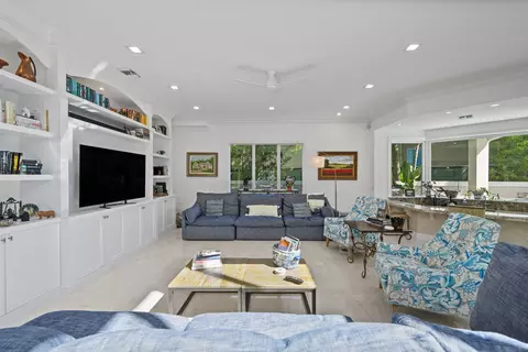 Living - 116 Terrapin Trl, Jupiter, FL 33458 photo 2 of 4