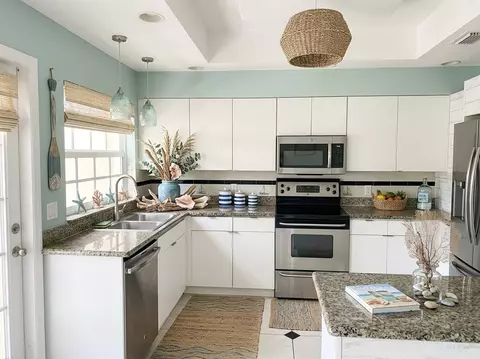 Kitchen - Undisclosed, Pompano Beach, FL 33062 photo 1 of 1