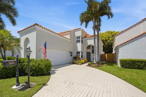2576 La Cristal Cir, Palm Beach Gardens, FL 33410
