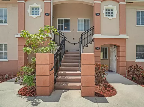 3810 N Jog Rd #204, West Palm Beach, FL 33411