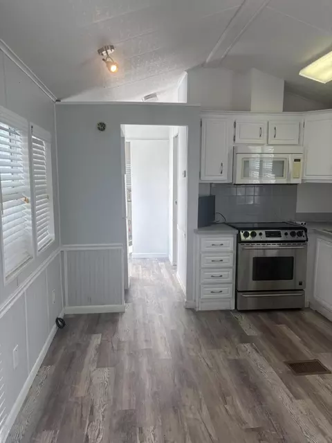 36 E 2nd St #P4, Key Largo, FL 33037 photo 4