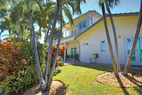 Exterior - 4110 NE 27th Ave, Lighthouse Point, FL 33064 photo 8 of 8