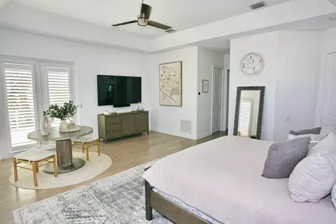 Bedroom - 4110 NE 27th Ave, Lighthouse Point, FL 33064 photo 8 of 8