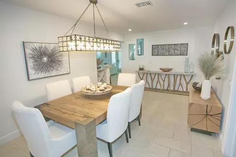Dining - 4110 NE 27th Ave, Lighthouse Point, FL 33064 photo 2 of 2