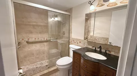 Bath - 171 Grantham E, Deerfield Beach, FL 33442 photo 2 of 8