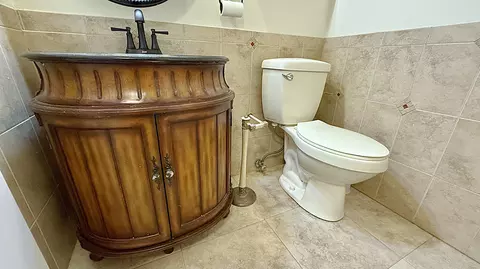 Bath - 171 Grantham E, Deerfield Beach, FL 33442 photo 6 of 8