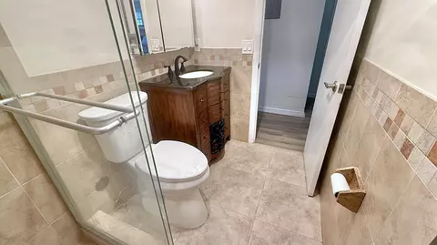 Bath - 171 Grantham E, Deerfield Beach, FL 33442 photo 5 of 8