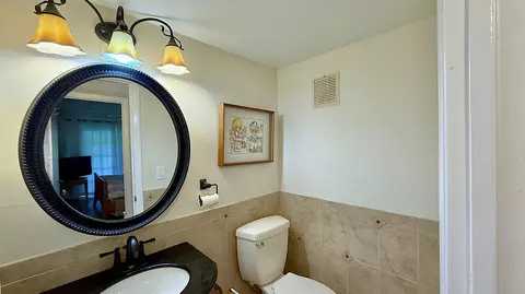 Bath - 171 Grantham E, Deerfield Beach, FL 33442 photo 7 of 8