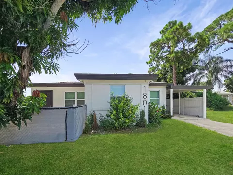 1801 N 25th St, Fort Pierce, FL 34947