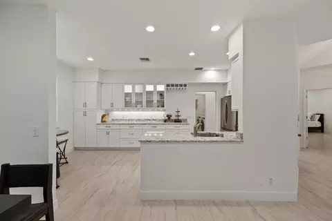 Kitchen - 106 Toteka Cir, Jupiter, FL 33458 photo 1 of 5