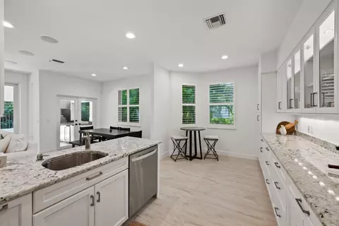 Kitchen - 106 Toteka Cir, Jupiter, FL 33458 photo 2 of 5