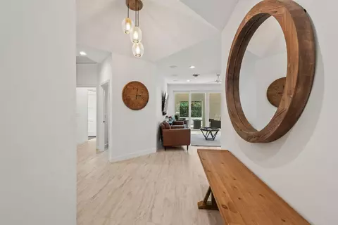 Entry Way - 106 Toteka Cir, Jupiter, FL 33458 photo 4 of 5