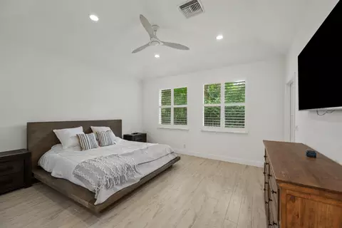 Bedroom - 106 Toteka Cir, Jupiter, FL 33458 photo 1 of 6