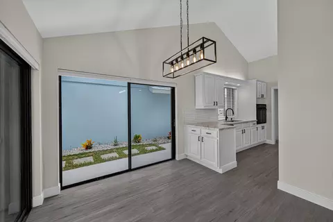 Dining - 406 River Edge Rd, Jupiter, FL 33477 photo 1 of 1