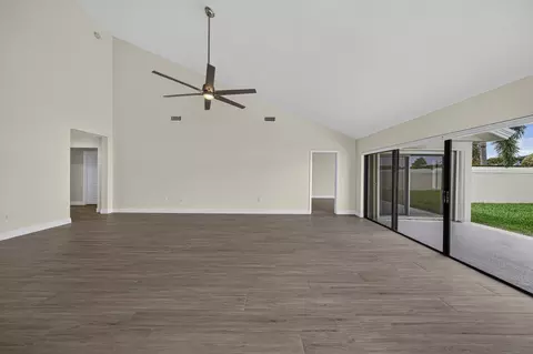 Living - 406 River Edge Rd, Jupiter, FL 33477 photo 8 of 10