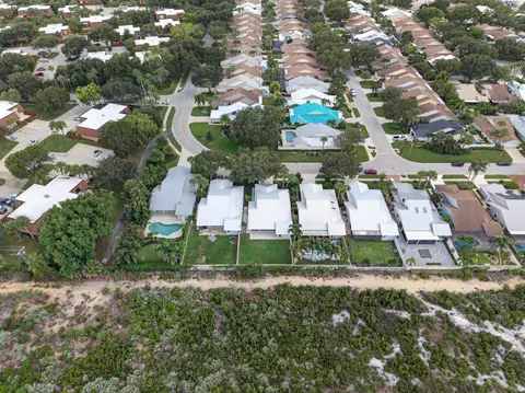 View/Area - 406 River Edge Rd, Jupiter, FL 33477 photo 4 of 8