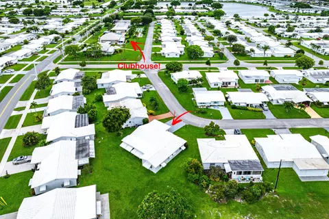 106 NW 10th Ct, Boynton Beach, FL 33426