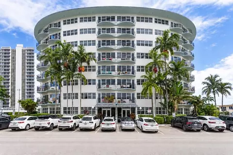 3250 NE 28th St #305, Fort Lauderdale, FL 33308